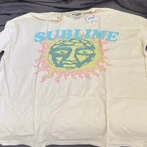 American Eagle Outfitters Cream Tee with Sublime Graphic